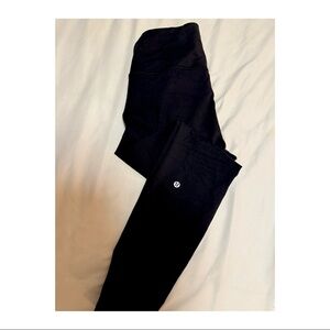 Wunder Train High-Rise Ribbed Tight 28"-Size 10 Worn a handful of times